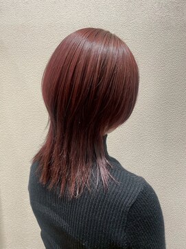 アクセ 大人可愛い小顔無造作ウルフレイヤーカシスブラウンクラゲヘアー