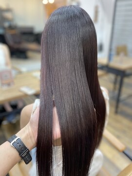 ジェナ(Jena) ブリーチしないピンクブラウンカラー