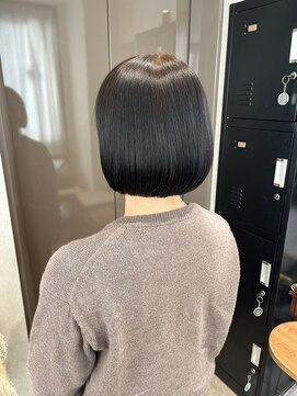 クエ(QUE) 丸みボブ