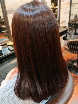 トリエラ(TRIELA) ツヤ感UPアプリコットカラー