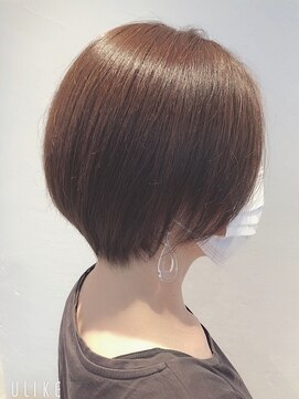 ゼストカロン(ZEST Kalon) アクセサリーが映える♪小顔マッシュ・クールショート