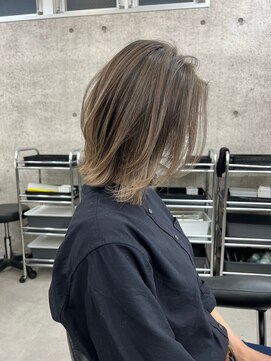 イキ 表参道(iki omotesando) モード/無造作ウェーブ/大人ガーリー[表参道駅]