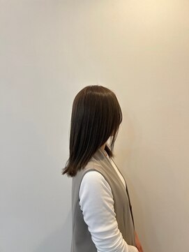 カラ(Cara) 艶髪セミロング♪