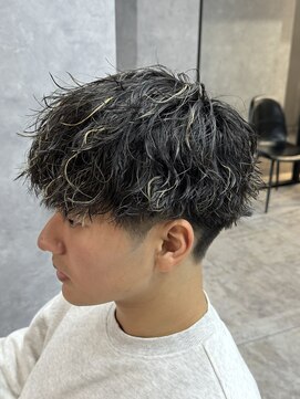 アンディ 御堂筋なんば店(ANDY) 【金メッシュ×ツイストスパイラルパーマ】中川誠也