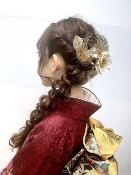 ロフト プロデュースドバイウシワカマル(loft produced by ushiwakamaru) 成人式 あみ下ろしスタイル