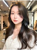 アッシュベージュくびれヘアモテ髪フェミニンロング