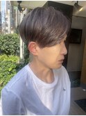 グレージュ。