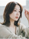 くびれミディアムスタイル/くびれレイヤー/ニュアンスカラー