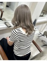 カリーナ(CARINA)&nbsp;ハイトーンカラー/グレージュ