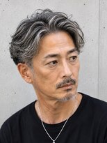 ソレリア(Soleria)&nbsp;白髪を生かしたニュアンスパーマヘア
