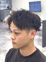 ノイセルヘアー(Noisyle Men's hair)&nbsp;リバースセンターパート/ニュアンスパーマ/ダウンバング/MEN'S