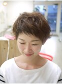 パーマなし、アイロンなしショート
