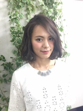 ミリュウ(Milieu) ネイビーグレージュ