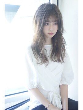 ソワリー 栄(THOiRY) 小顔カットが得意なスタイリストby坂元