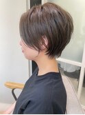 前髪なしショート/アッシュベージュ/束感ショート/ミストバング