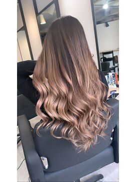 ラフ 難波店(LAFF) #黒髪#ボブルフ#ネビージュ#小顔#ワンレン