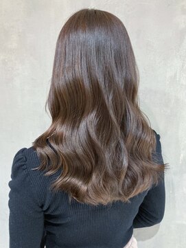 アイティー バイ アルバム 浦和店(IT by ALBUM) オリーブブラウンロング_アースカラーくびれヘア_ba378211