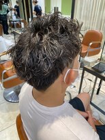 ネオリーブソラ 相模大野店(Neolive sola) メンズツイストパーマ/アップバング