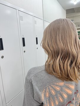 エイト 川崎店(EIGHT) ハイトーンブロンドベージュ【川崎】