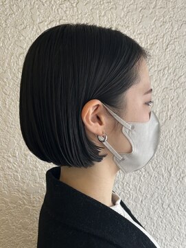 スー(suu) 大人かわいい切りっぱなしボブ前髪なしボブ地毛風カラー