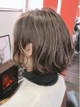 フィリア 台原店(Filea)の写真/しっかり染める白髪染めから白髪を活かしたデザイン性のあるスタイルまでお任せ◎