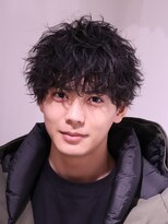 ネイビー(NAVY)&nbsp;束感波巻きパーマ レイヤーマッシュ