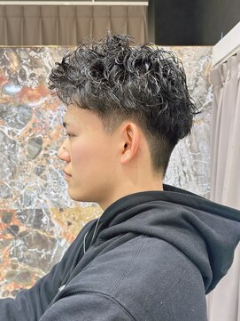 カルナ バイ エルモ(calna by ELMO) ツーブロック束感モテる髪型シークレットパーマ韓国マッシュ