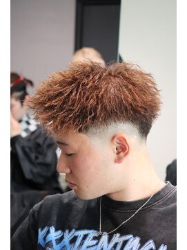 スキル(SKILL) 【SKILL】メンズカット/パーマ/ブリーチ/眉毛/フェザーショート