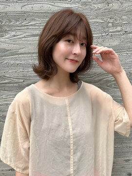 ロンドプランタン 恵比寿(Lond Printemps) ミニウルフレイヤーカット顔周りカット前髪カット韓国ミディアム