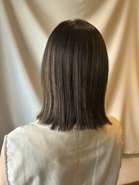 ココカラヘアー ニコ(cococara hair nico) ハイライト/毛先ハイライト/切りっぱなしボブ