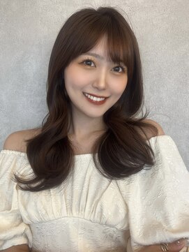 ルームバイシー 新宿(Loom. by Sea) ＊レイヤーカット×ショコラアッシュ【新宿/韓国ヘア/小顔ヘア】