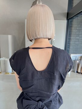 モノトーン(MONOTONE) アウターカラー