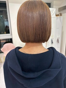 【MONA】ぷつっとボブ/ミルクティーベージュ/デザインカラー