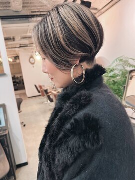 リテ(rite) 刈り上げショートハイライト