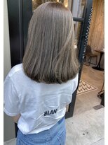 ウィーク 梅田(UiiC) オリーブグレージュ/透明感カラー//uiic umeda白井舞美