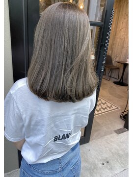 ウィーク 梅田(UiiC) オリーブグレージュ/透明感カラー//uiic umeda白井舞美