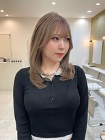 トパ タカオカ(topa takaoka)&nbsp;ミディアムレイヤー×ミルクティベージュ