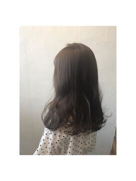 ベレッタ ネヤガワ(veretta. neyagawa) マットグレージュカラー/ウェーブロング/韓国ロング/髪質改善