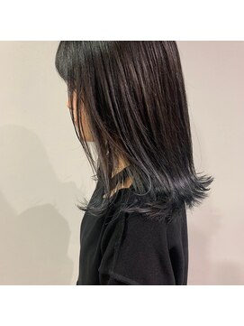 クラン(clan) clan<ブルージュグラデーションカラー×美髪外はねミディ>