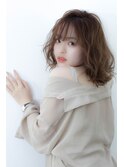 フワフワなミディアムヘアスタイル