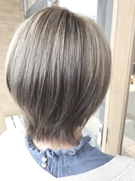 トリニティ(trinity) ブリーチ初心者におすすめ!絶対に合うグレージュ【豊見城】