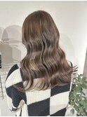 #ハイライトオリーブベージュカラー
