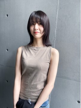 ケイシー(casey) ミディアムフェイスレイヤーカット