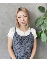 レヴール(reveur) 小野里 奈々未