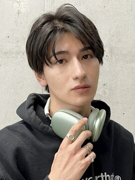 フイ 新宿3丁目(Hui) ハイトーンカラー/マッシュパーマ/アースカラー/men's/