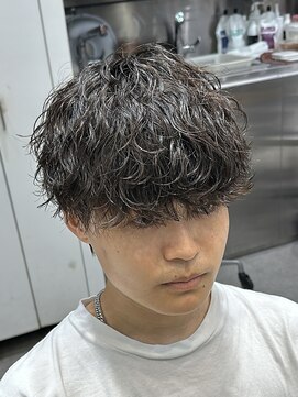 フィフス 渋谷(fifth) メンズマッシュ波巻きスパイラルパーマツイストスパイラルパーマ