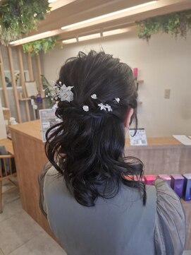 ゆるフワハーフアップ