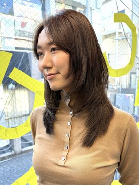 コードプラスリム(CODE+LIM) ミディアムレイヤーカット/オリーブカラー