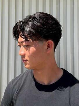 キングオブヘアバイノイズアンドフィフス 京都駅前店(KING of hair by NOISM&fifth) 京都五条メンズカットテーパーフェードスキンフェードカット眉毛