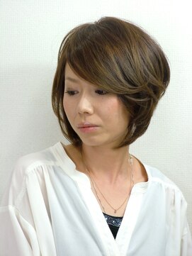 カミコーゼット グレイ(kamiko-Z Gray) 大人ツヤボブ